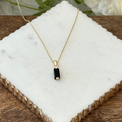 Black Onyx Bar Pendant Necklace in Gold
