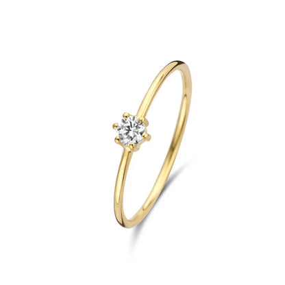 Delicate Solitaire Ring with Sparkling Centerpiece